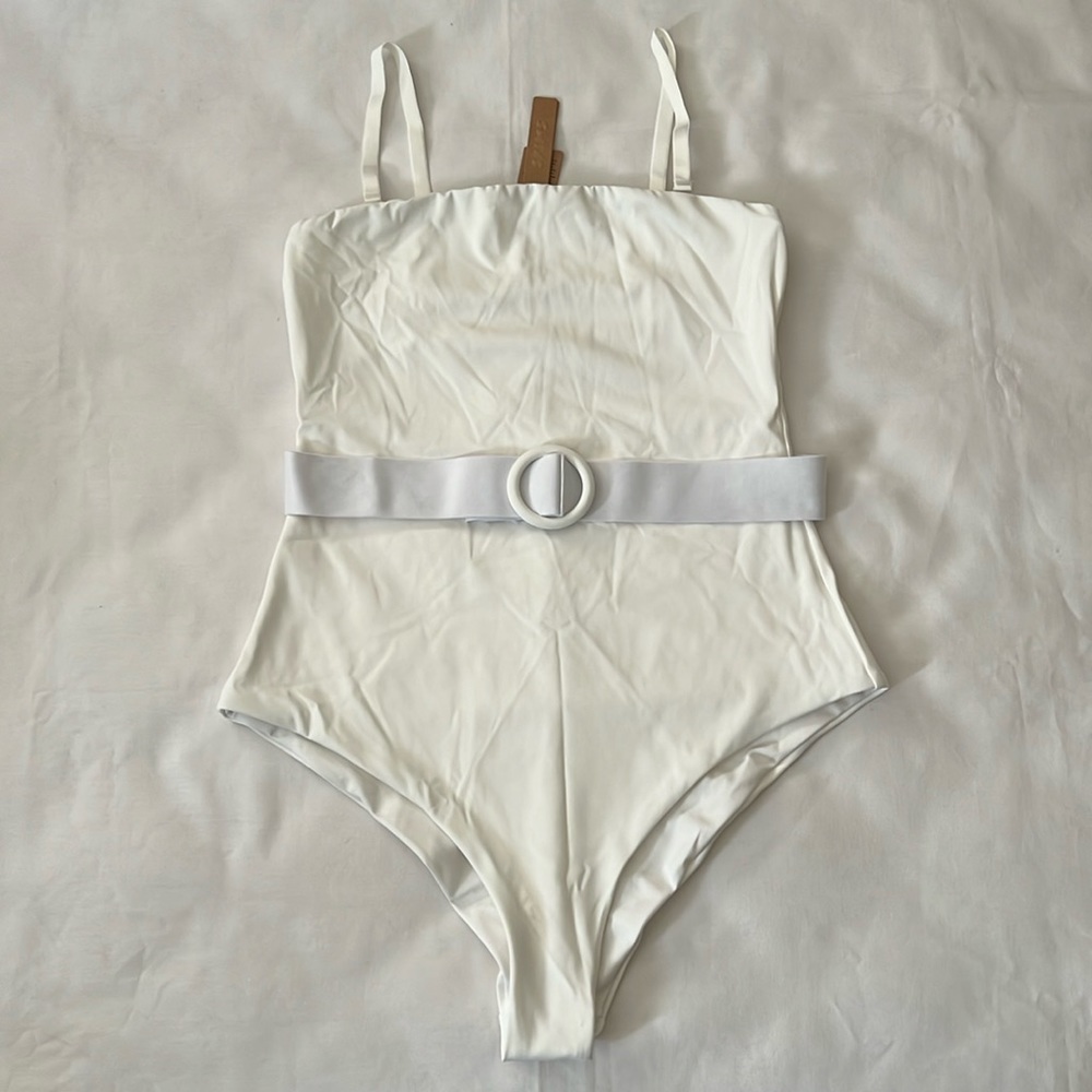 SKIMS SHAPING SWIM STRAPLESS ONE PIECE